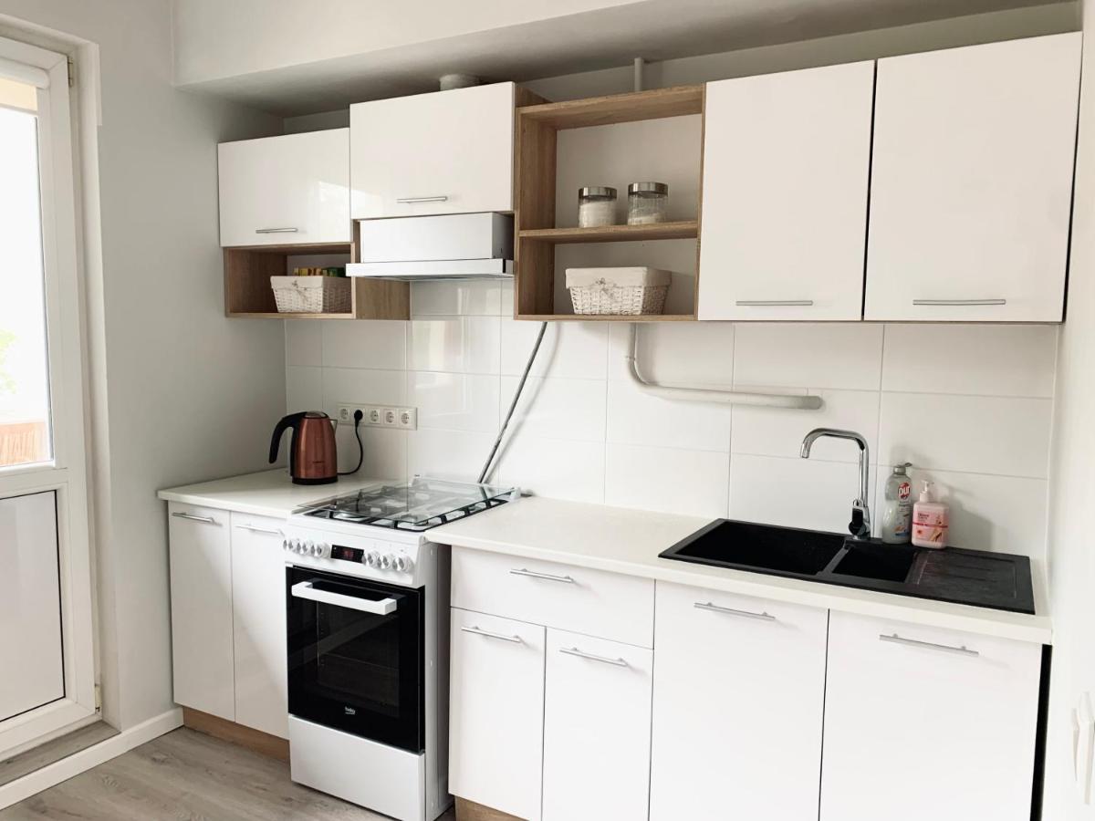 You'Ll Love This Large Apartment! Free Parking! Tallinn Dış mekan fotoğraf