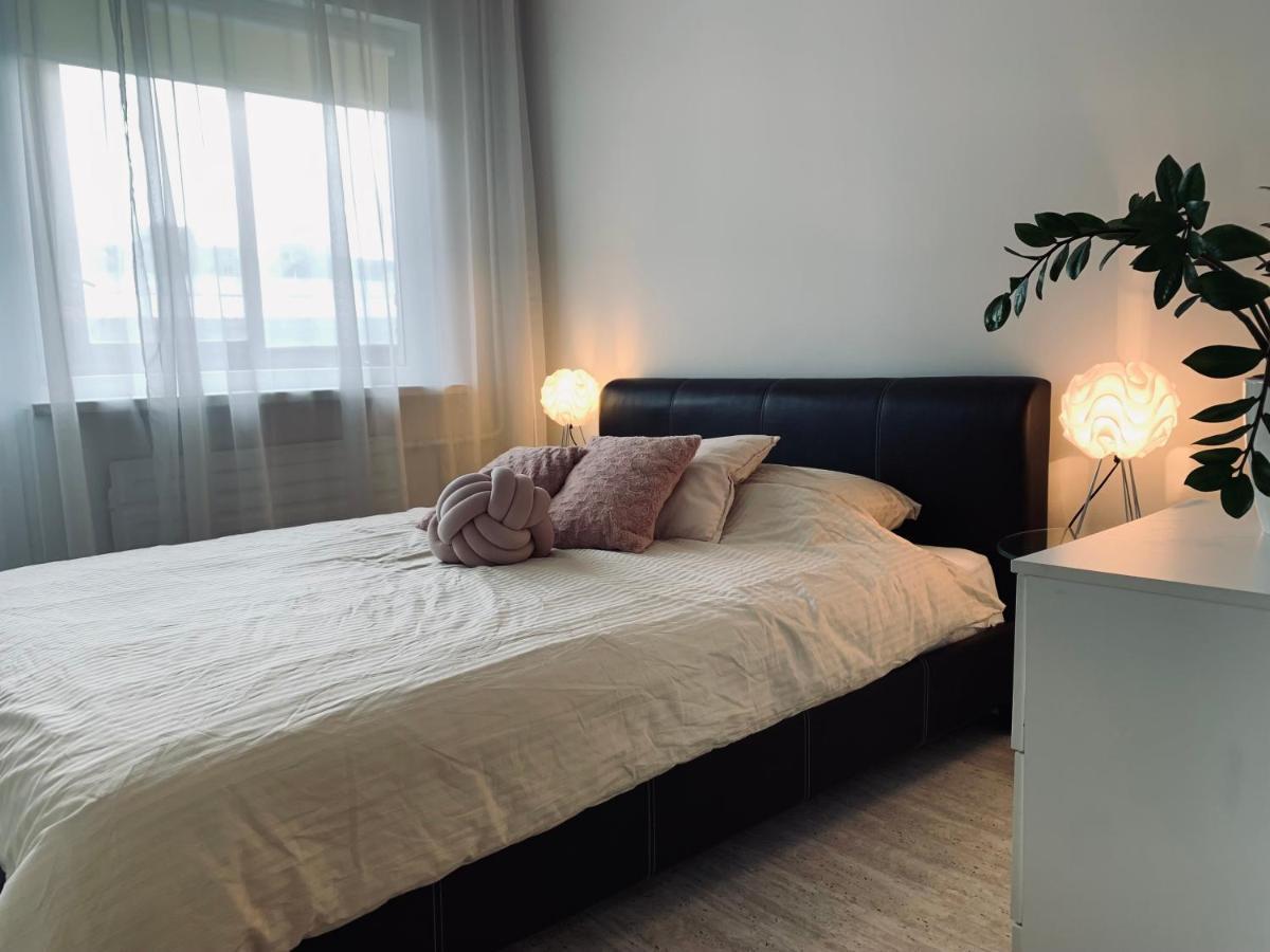 You'Ll Love This Large Apartment! Free Parking! Tallinn Dış mekan fotoğraf